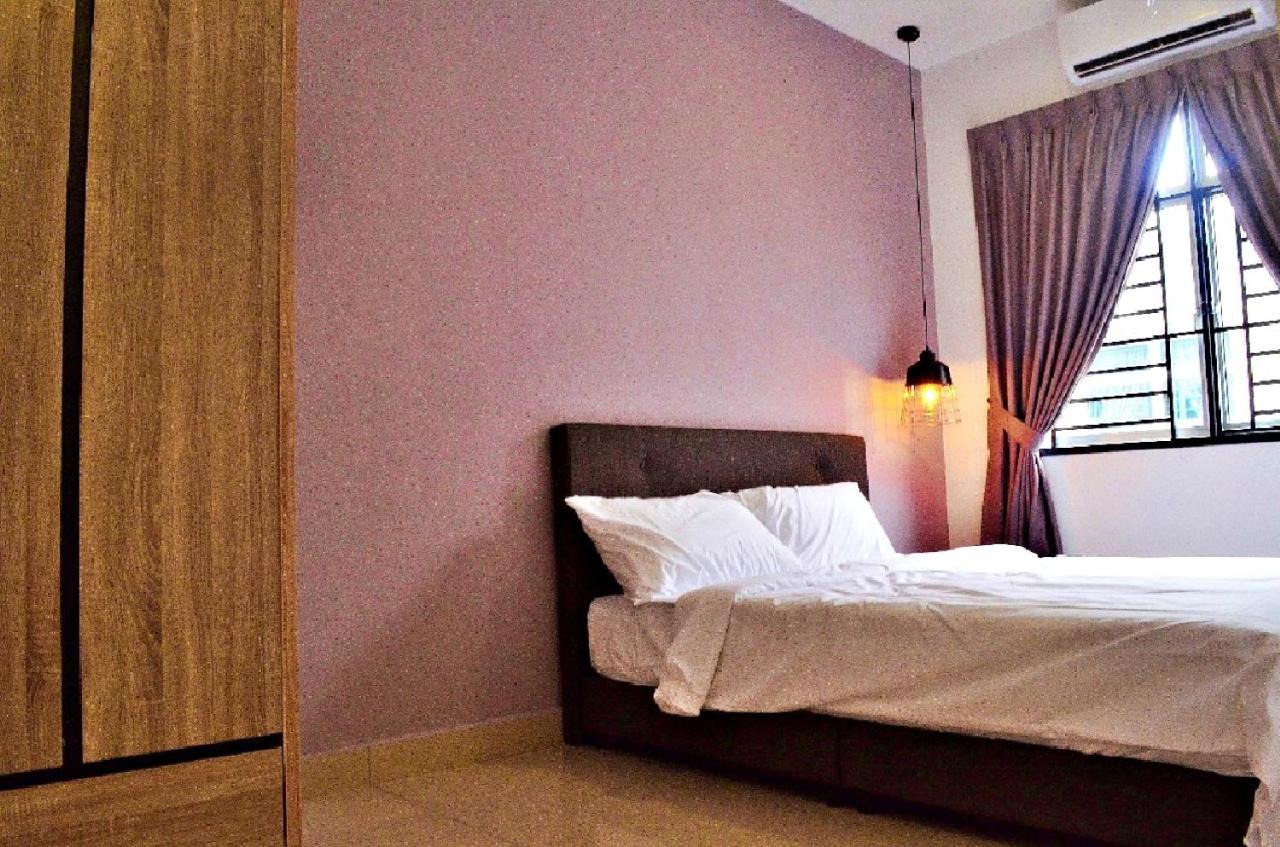 Desaru Cosy Homestay - Near Waterpark, Beach, Rapid -Wifi, Tvbox, Steamboat, Bbq Available Bagian luar foto