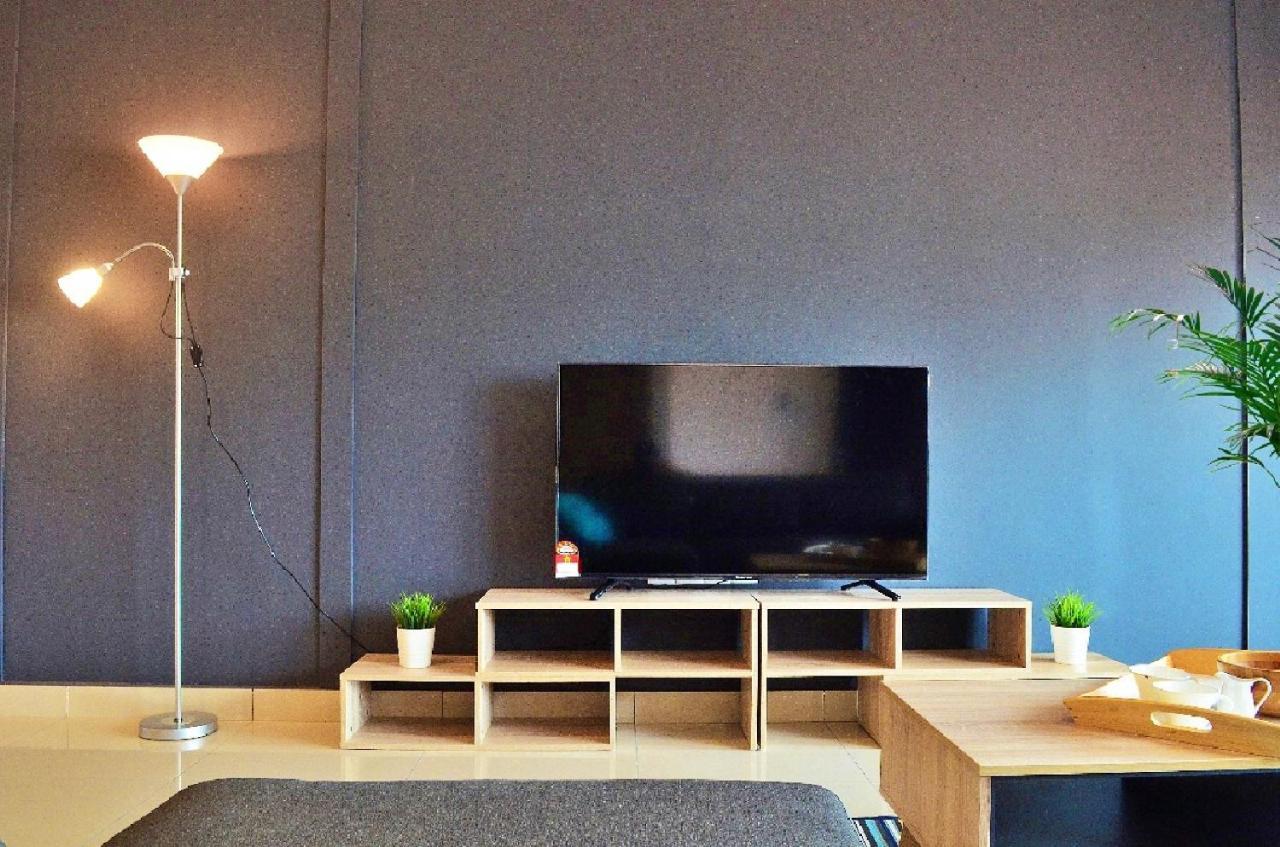 Desaru Cosy Homestay - Near Waterpark, Beach, Rapid -Wifi, Tvbox, Steamboat, Bbq Available Bagian luar foto