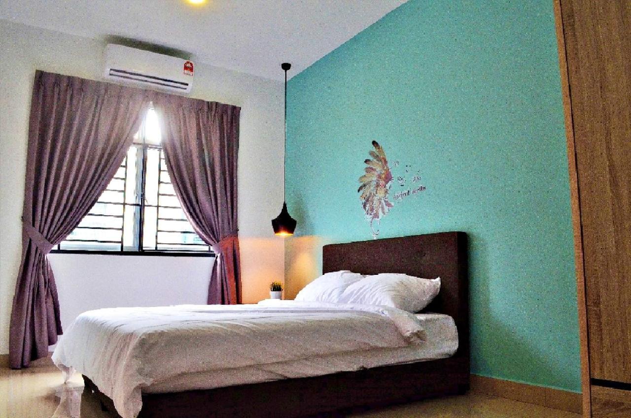 Desaru Cosy Homestay - Near Waterpark, Beach, Rapid -Wifi, Tvbox, Steamboat, Bbq Available Bagian luar foto