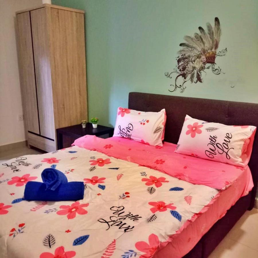 Desaru Cosy Homestay - Near Waterpark, Beach, Rapid -Wifi, Tvbox, Steamboat, Bbq Available Bagian luar foto